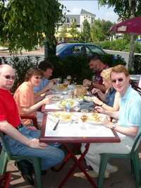 Lunch.JPG

584.36 KB 
768 x 1024 
27/08/02
