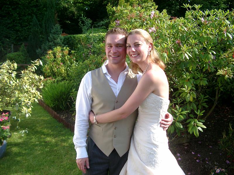 Lara002.JPG - Bride and Groom - Lara & Phil