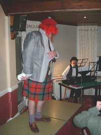 Bernard1.JPG

24.60 KB 
400 x 533 
26/01/03
