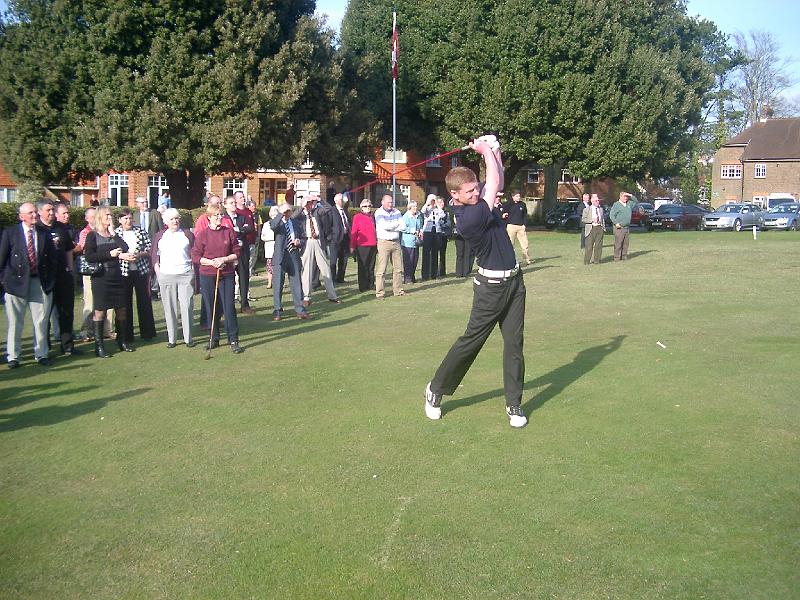 IMGP5363.JPG - James drives in