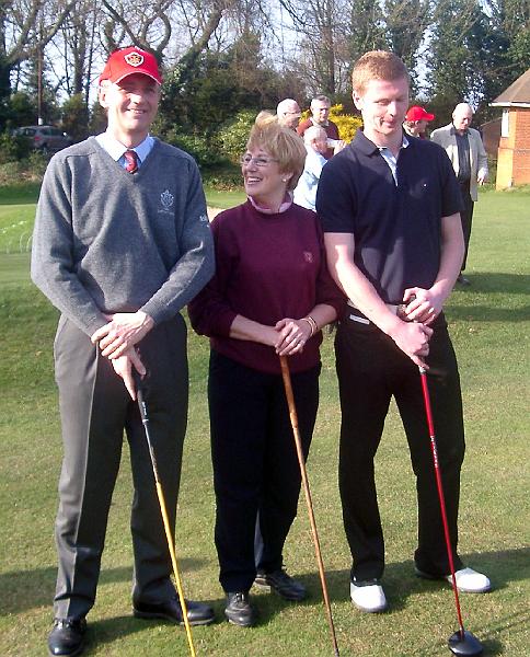 IMGP5368.JPG - David Tarbet, Sandra McClelland and James Pickard