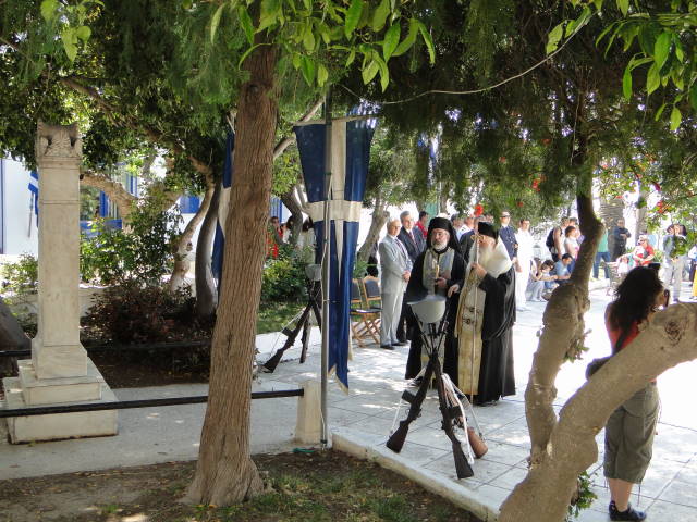 DSC02423.JPG - May 21st is celebrated in Greece as the Union of the Seven Ionian Islands in 1871, after the British had relinquished them in 1864. This involves a short religious service in the village square, the laying of olive wreathes by representatives of the local authority, dancing by the school children, and the playing of music by the village band, known as the Kythira Philharmonic. ( phil, Greek for lover of, and harmonic, being harmony! ). 