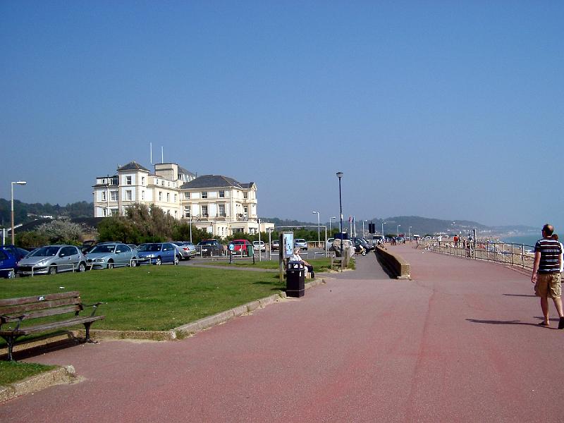 IMGP4988.JPG - A walk on the prom