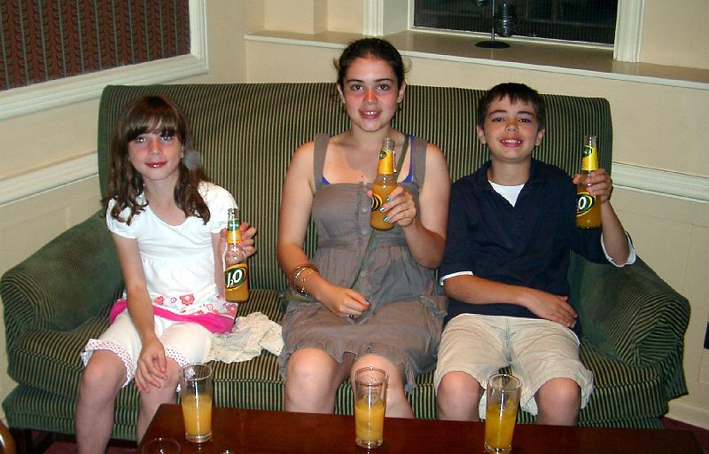 IMGP4996.JPG - Drinks before dinner