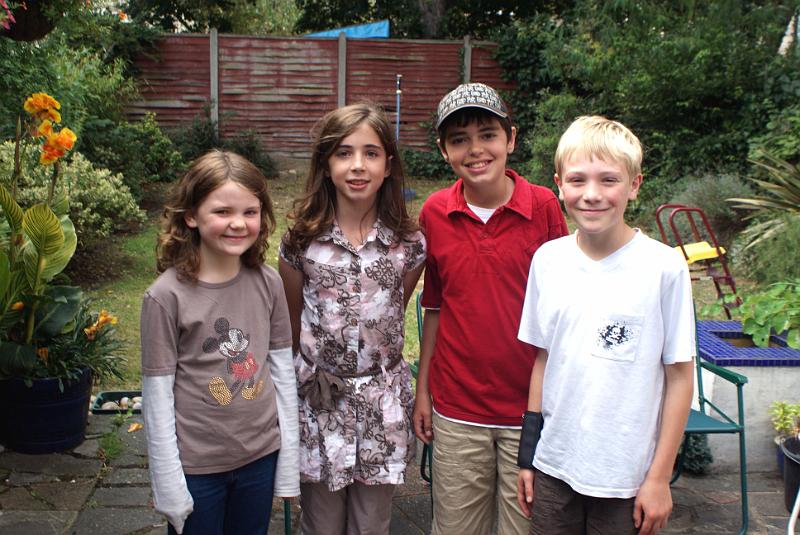 DSC05760.JPG - Martha, Zoe, Dom and Anthony