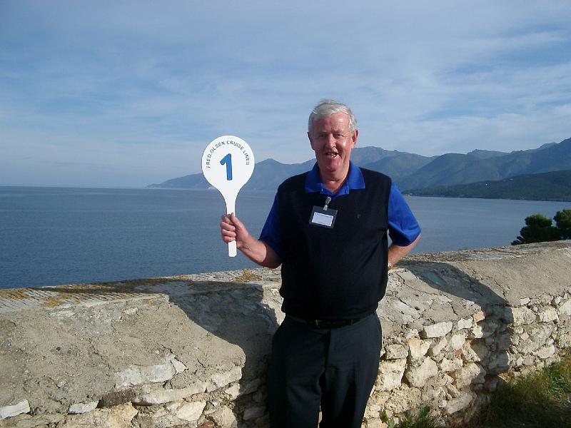 Roger044.JPG - Cruise Tour Guide number 1