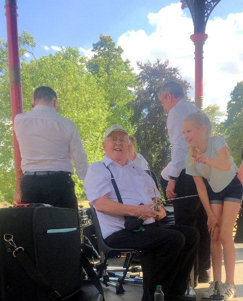 IMG-6202.JPG - Roger - 3rd Cornet