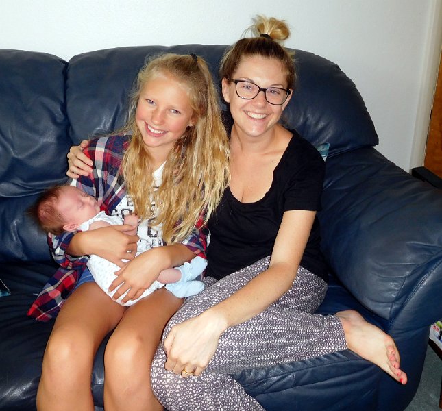 DSCN0636.JPG - Hannah, Nat & baby Bonnie