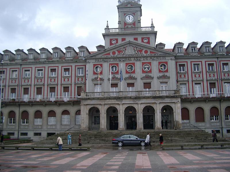 IMGP5085.JPG - Town Hall