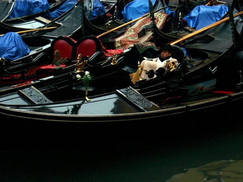 IMGP5127.JPG - Taking a break!