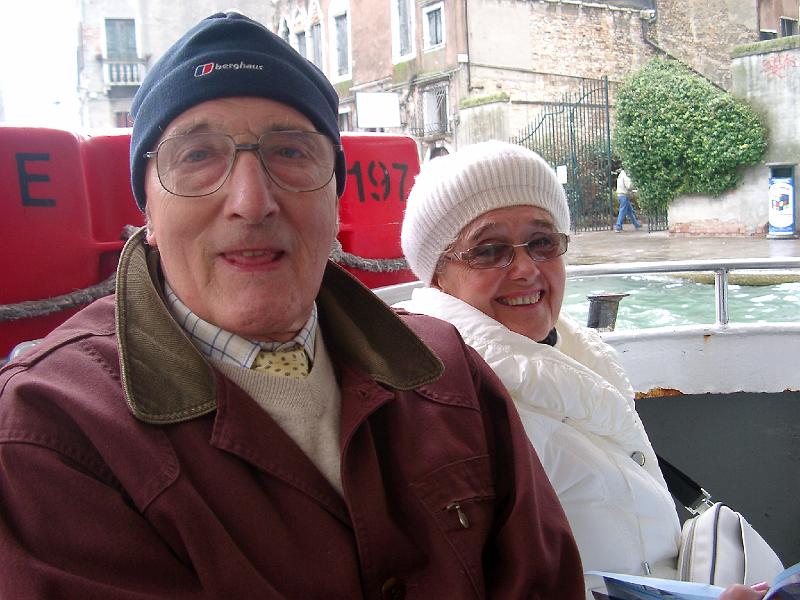 IMGP5135.JPG - Denzil and Fay on the bus to murano