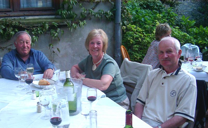 IMGP4715.JPG - Dinner Al Fresco