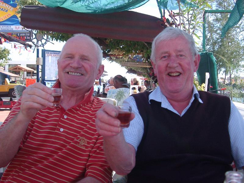 IMGP5312.JPG - Roger and Joe