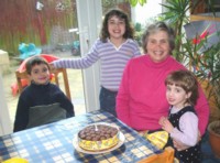 Cake.JPG

70.60 KB 
810 x 600 
23/2/03
