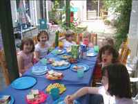 Tea3.JPG

52.79 KB 
666 x 500 
14/08/02
