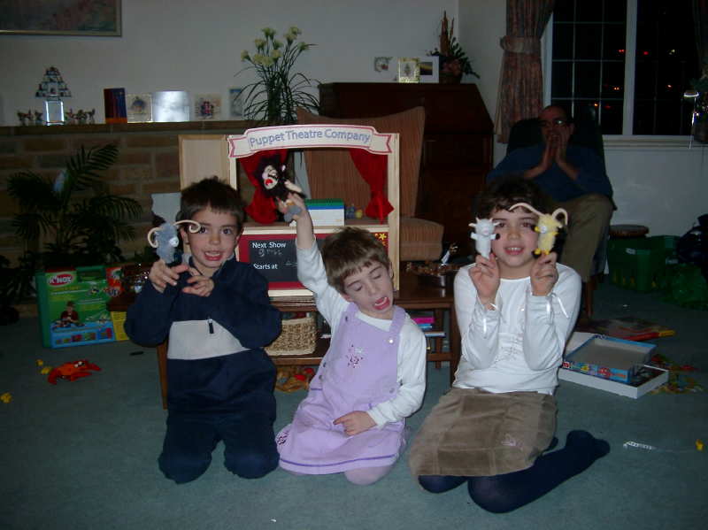 PuppetShow2