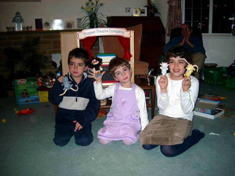 PuppetShow3